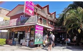 Hotel & Hostel Sloth Backpackers